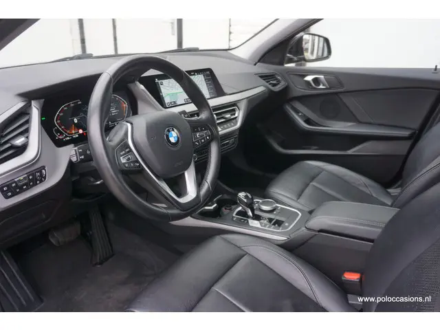 BMW 1 Serie 118i High Exec 2021 Benzine 4