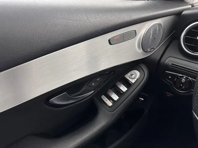 Mercedes-Benz GLC 220 d 4MATIC Ambition 2016 Diesel 20