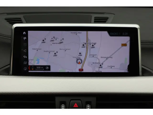 BMW X1 sDrive18i High Executive 2021 Benzine 5