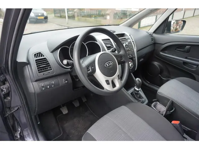 Kia Venga 1.4 CVVT Comfort Pack 2012 Benzine 11