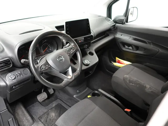 Opel Combo 1.5D L1H1 Edition 2021 Diesel 2