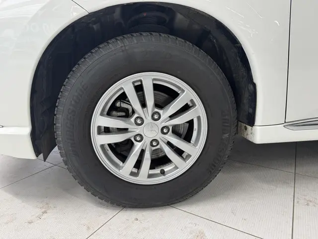 Mitsubishi Outlander 2.4 PHEV Pure 2020 Hybride Benzine 18