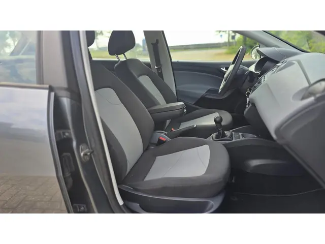 SEAT Ibiza ST 1.2 Club 2014 Benzine 11