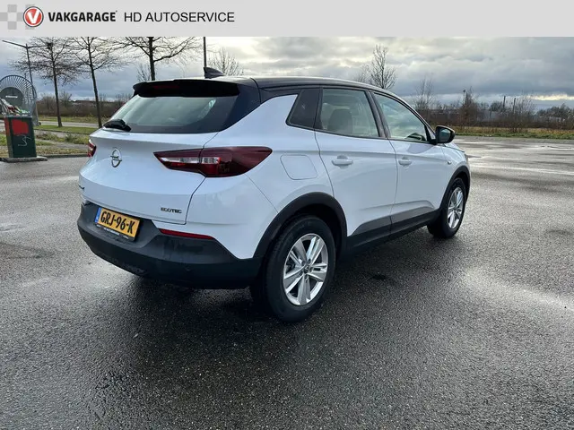 Opel Grandland X 1.2 Turbo Business Edition 2021 Benzine 4
