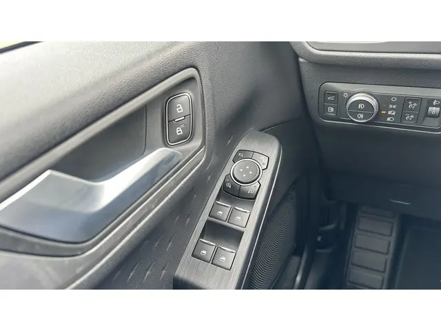 Ford Kuga 2.5 PHEV Titanium 2021 Hybride Benzine 22