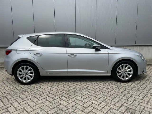SEAT Leon 1.0 EcoTSI Style Connect Navigatie 2016 Benzine 7