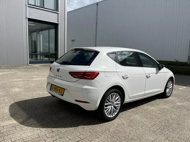 SEAT Leon 1.0 TSI Style Ultimate Edition 2019 Benzine 54