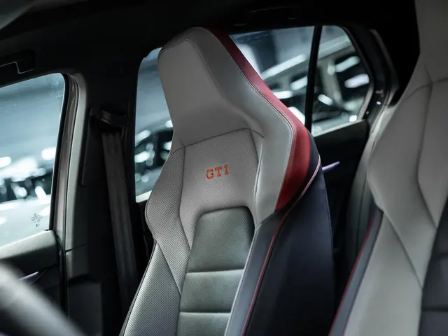 Volkswagen Golf 2.0 TSI GTI Clubsport 2024 Benzine 20