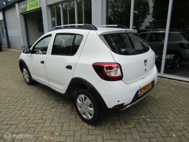 Dacia Sandero Stepway 0.9 TCe Lau 2016 Benzine 8