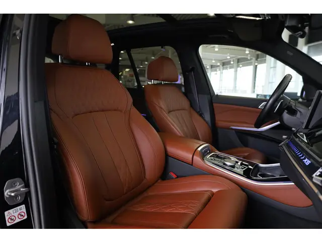 BMW X5 xDrive50e 2023 Hybride Benzine 8