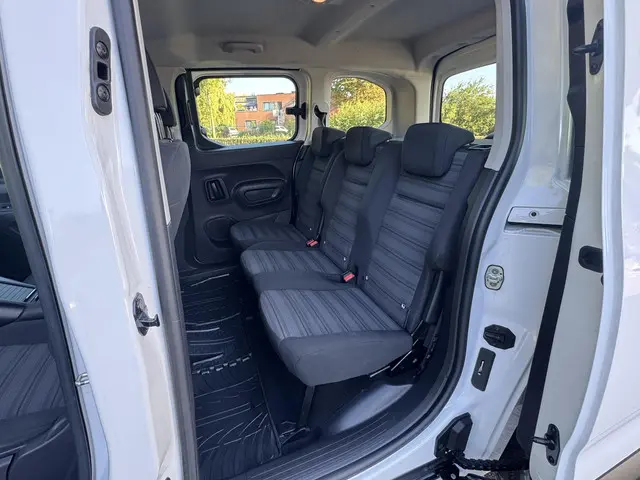 Opel Combo Tour 1.2 Turbo L1H1 Edition 2019 Benzine 15