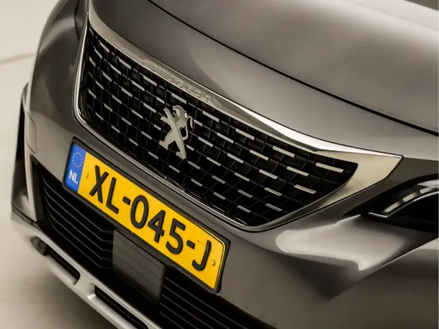 Peugeot 5008 1.2 PureTech Allure 2018 Benzine 22