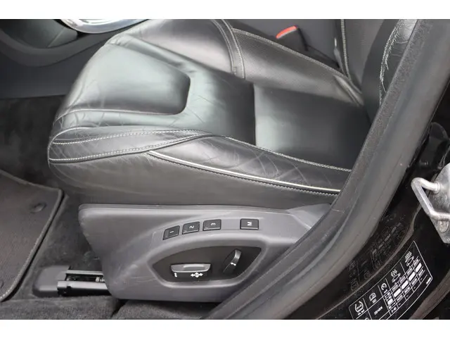 Volvo S60 2.0 D4 R-Design 2015 Diesel 22