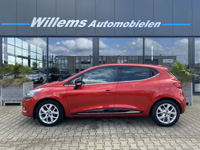 Renault Clio 0.9 TCe Limited 2018 Benzine 8