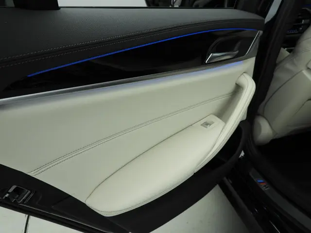 BMW 5 Serie Touring 530e xDrive 2024 Hybride Benzine 17