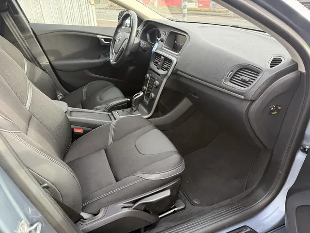 Volvo V40 1.5 T2 122 pk Geartronic Momentum 2019 Benzine 8