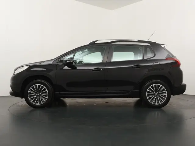 Peugeot 2008 1.2 PureTech Allure 2017 Benzine 2