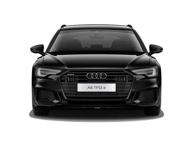 Audi A6 Avant 55 TFSI e quattro 2022 Hybride Benzine 16