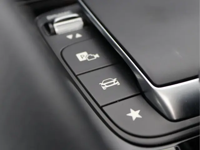 Mercedes-Benz GLE 350 D 4MATIC AMG 2021 Diesel 80