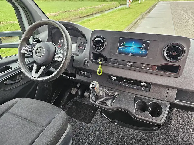 Mercedes-Benz Sprinter 516 2021 Diesel 8
