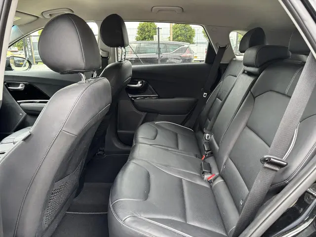 Kia e-Niro ExecutiveLine 64 kWh 2020 Elektrisch 8