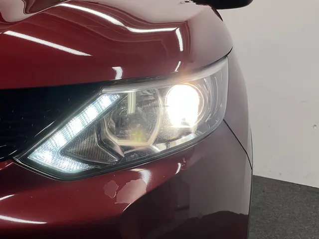 Nissan QASHQAI 1.2 Acenta 2016 Benzine 32