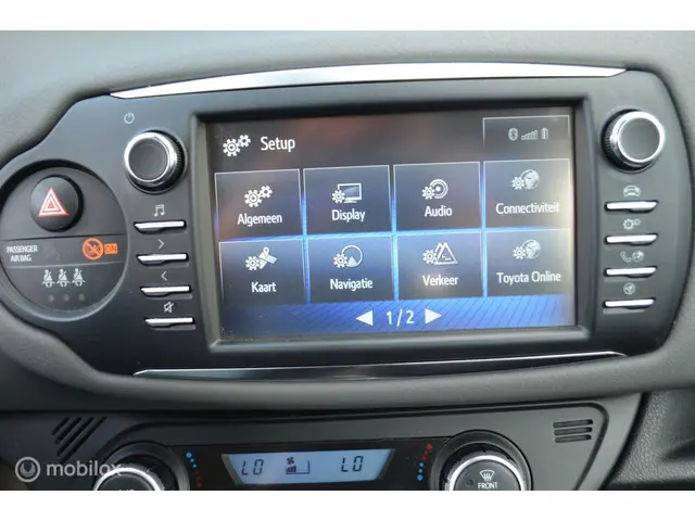 Toyota Yaris 1.5 VVT-i Dynamic Hybrid. "Sale" 2018 Benzine 15