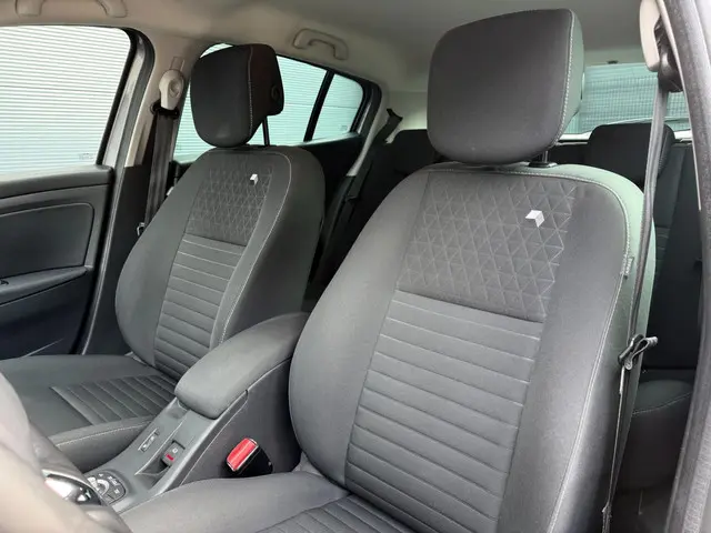 Renault Mégane 1.2 TCe Limited 2014 Benzine 9