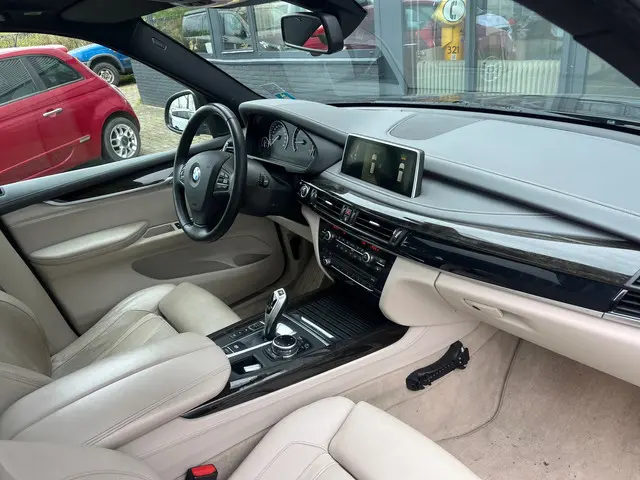 BMW X5 XDrive40d High Executive 2014 Diesel 15