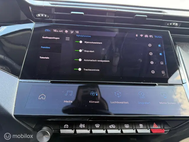 Peugeot 308 1.2 PureTech GT Pack Business 2022 Benzine 10