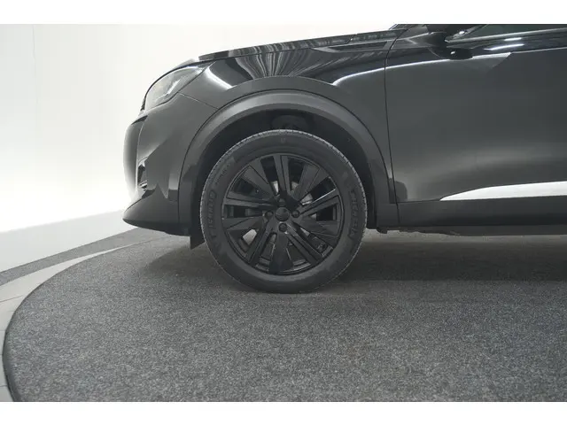 Peugeot 2008 PureTech 130 Allure 2020 Benzine 17