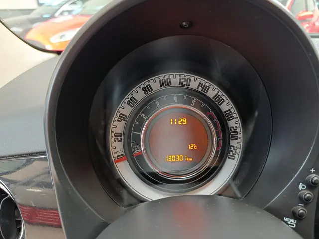 Fiat 500 1.2 Lounge 2017 Benzine 9