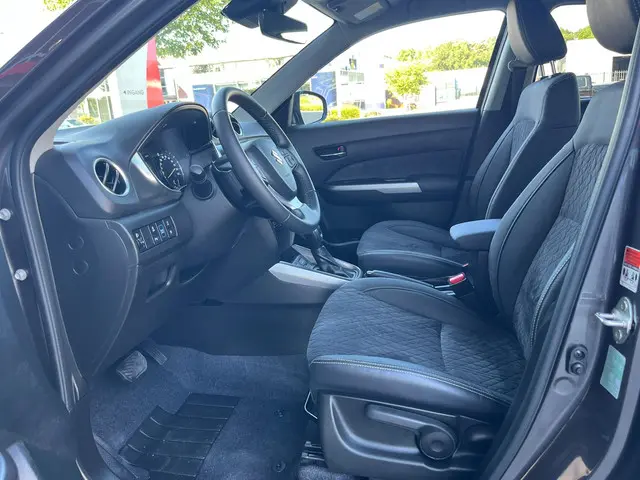 Suzuki Vitara 1.5 Hybrid Style 2025 Hybride Benzine 23