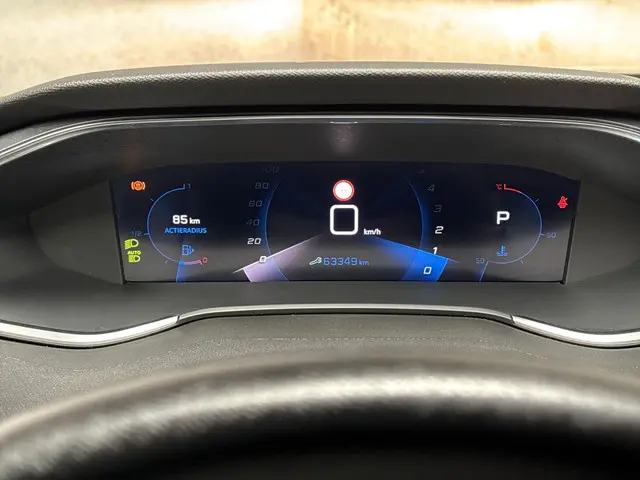 Peugeot 308 SW 1.2 PureTech Allure Sport 2021 Benzine 17