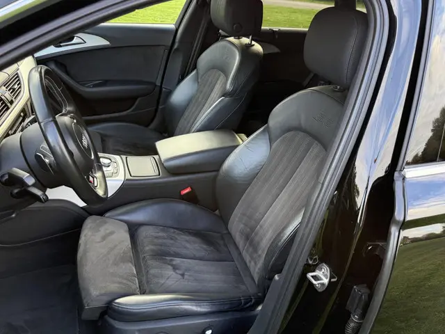 Audi A6 Avant 4.0 TFSI S6 2014 Benzine 13