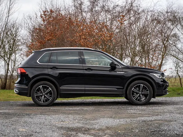 Volkswagen Tiguan 1.4 PHEV Elegance 2022 Hybride Benzine 3