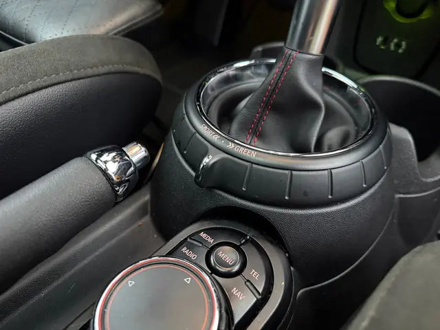 MINI Cooper S Mini 2.0 | JCW | Pano | Sport | Led 2015 Benzine 23