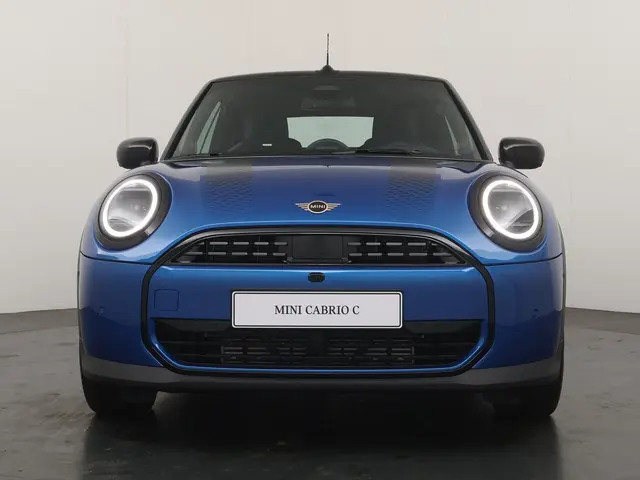 MINI Cooper Cabrio 3-Deurs C 2026 Benzine 6