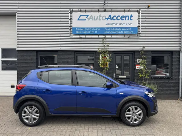 Dacia Sandero Stepway 1.0 TCe 90 Comfort 2022 Benzine 2