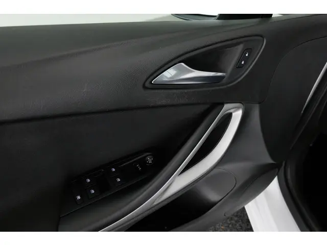 Opel Astra Sports Tourer 1.0 Turbo Business 2019 Benzine 24