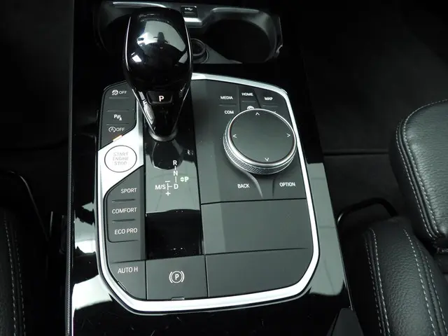 BMW 1 Serie 5-deurs 118i 2022 Benzine 16