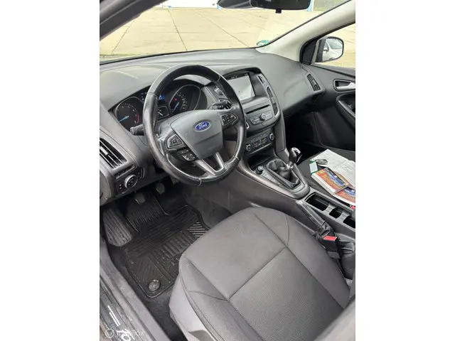 Ford Focus Wagon 1.0 ST-Line 2016 Benzine 10