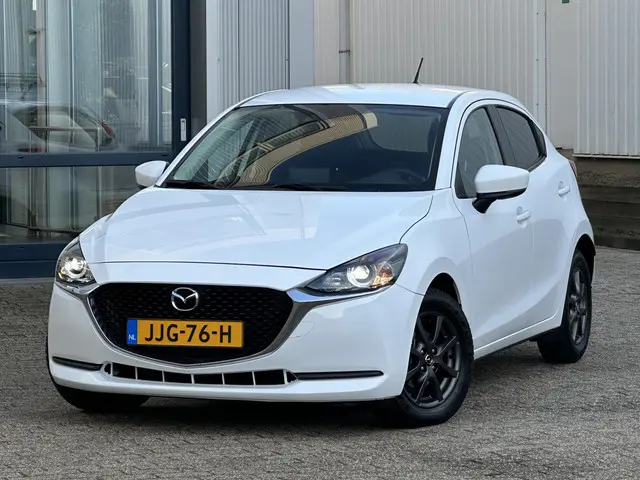 Mazda 2 1.5 Skyactiv-G Luxury 2023 Benzine 14