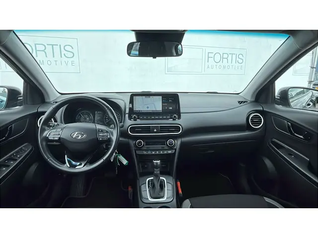 Hyundai Kona 3
