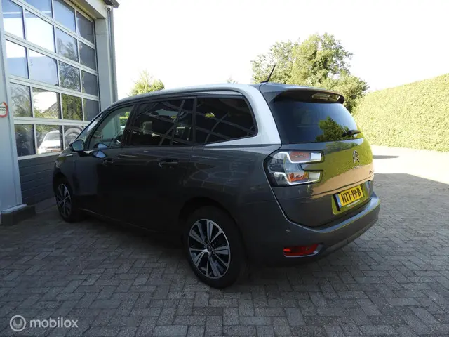 Citroën C4 Grand 1.2 PureTech 7 persoons 2018 Benzine 5