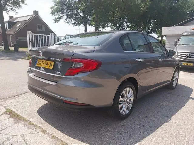 Fiat Tipo 1.4 16V Lounge Navi+Camera+17DKM!!! 2016 Benzine 5