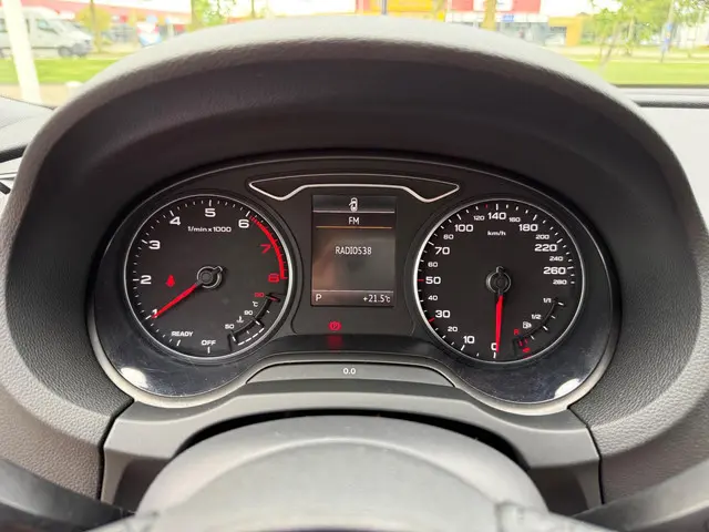 Audi A3 Sportback 1.5 TFSI CoD Pro Line 2018 Benzine 25