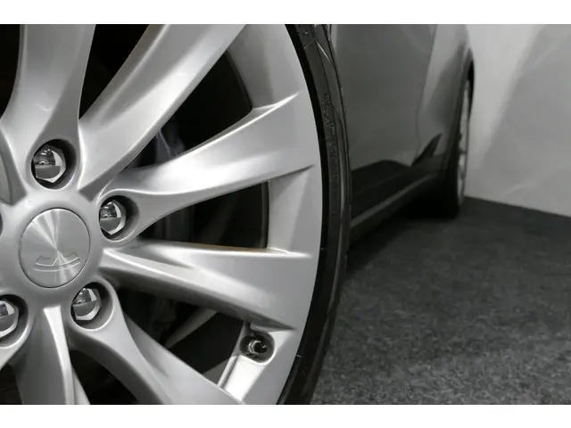 Tesla Model X Long Range 2019 Elektrisch 33