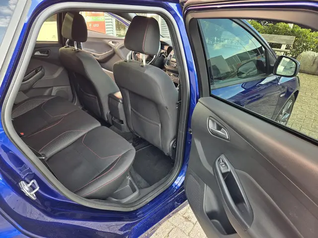 Ford Focus Wagon 1.0 ST-Line 2018 Benzine 20