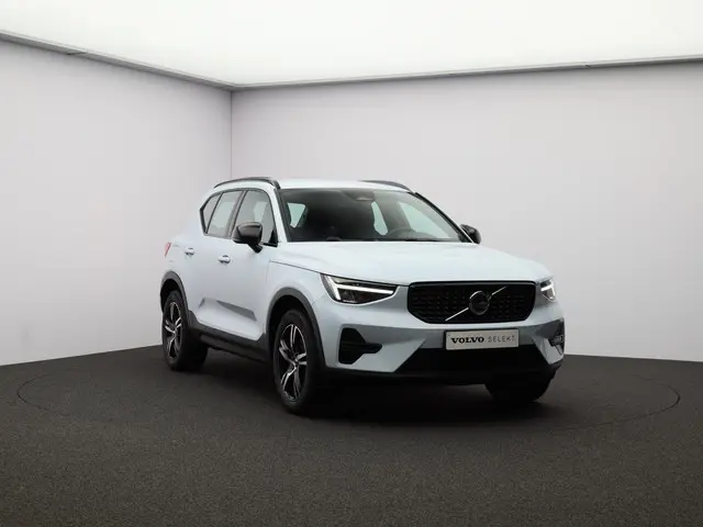 Volvo XC40 2.0 B4 Plus Dark 2024 Benzine 32